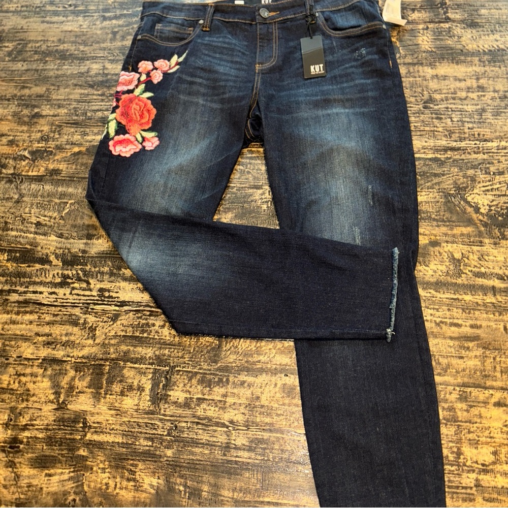 Kut from the Kloth Carrie Embroidered jeans 14 NWT